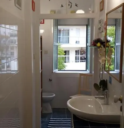 Séjour chez l'habitant The Lisbon'S Light - Bed And Breakfast - Apartment Shared With The Hosts Lisboa