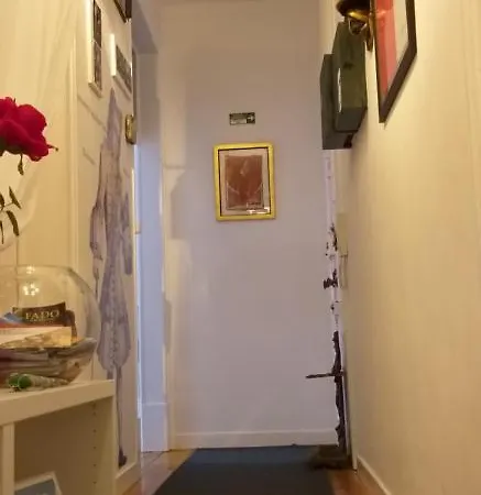 The Lisbon'S Light - Bed And Breakfast - Apartment Shared With The Hosts