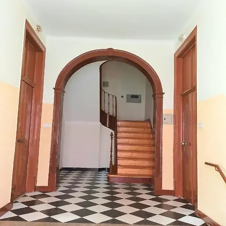The Lisbon'S Light - Bed And Breakfast - Apartment Shared With The Hosts * Lisbon