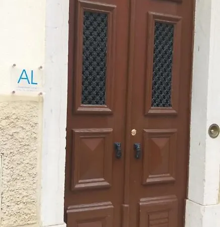 The Lisbon'S Light - Bed And Breakfast - Apartment Shared With The Hosts Homestay *